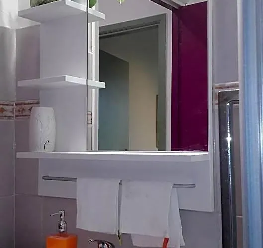 Le Tre Sorelle Garbatella Oda ve Kahvaltı Roma