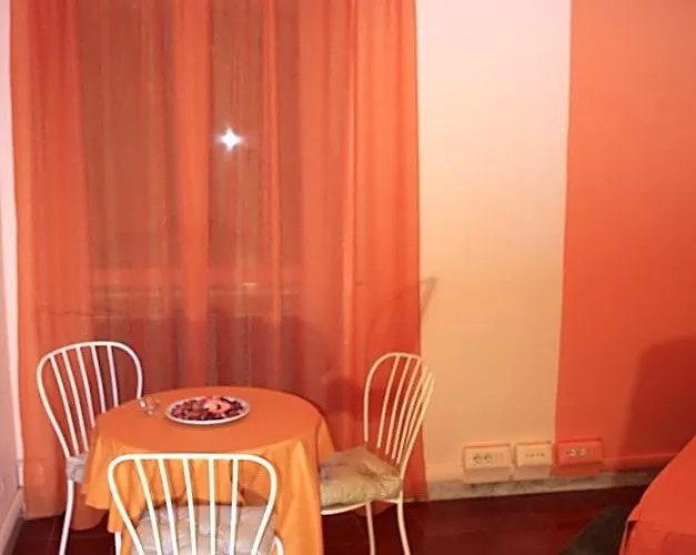 Le Tre Sorelle Garbatella Oda ve Kahvaltı 4*