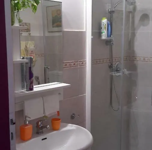 Le Tre Sorelle Garbatella 4*
